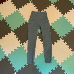 Light blue soft Beyond Yoga leggings - small